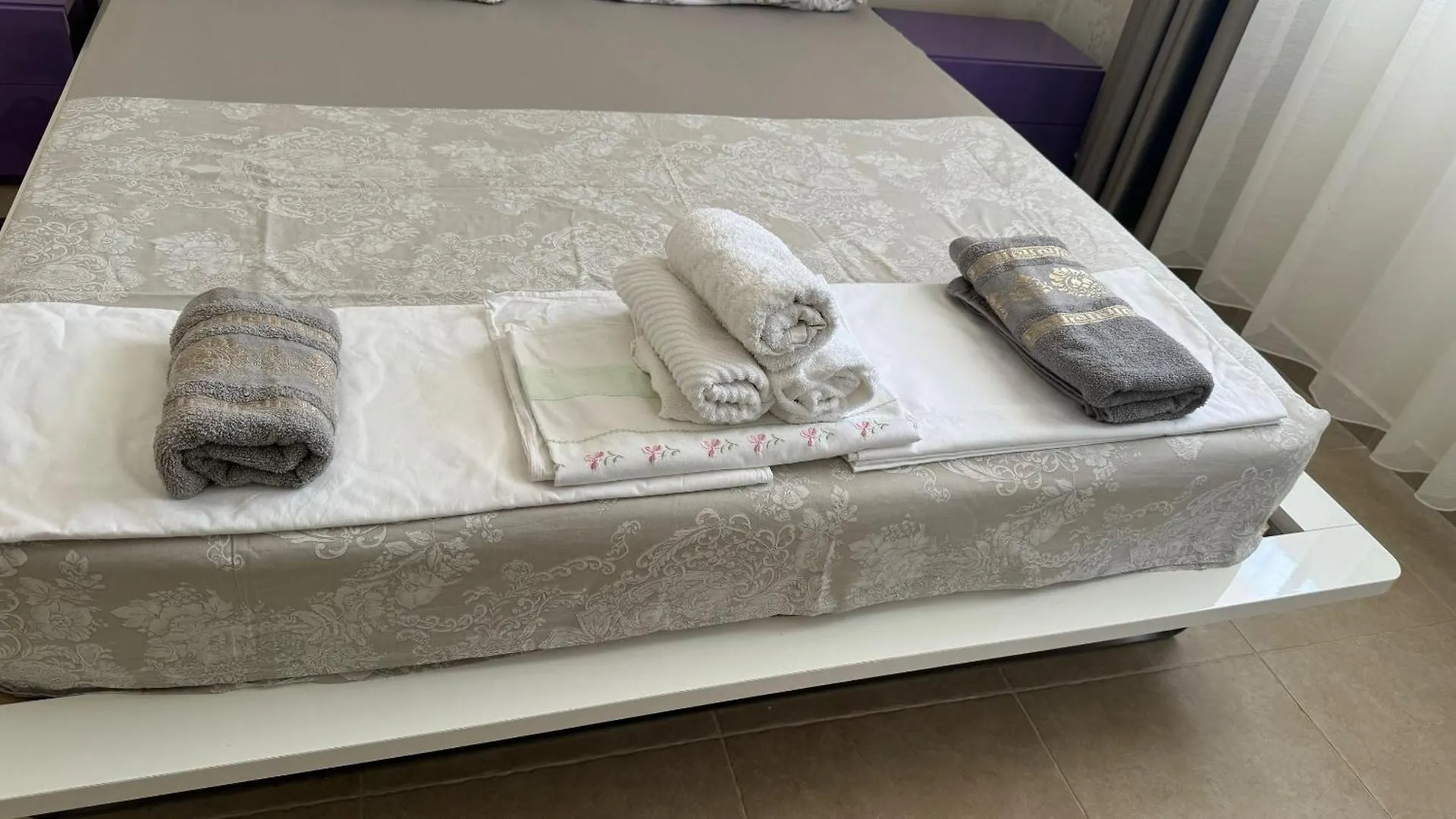Apartament Todhe - Gjiri Lalezit 500M From The Beach Durrës Lägenhet
