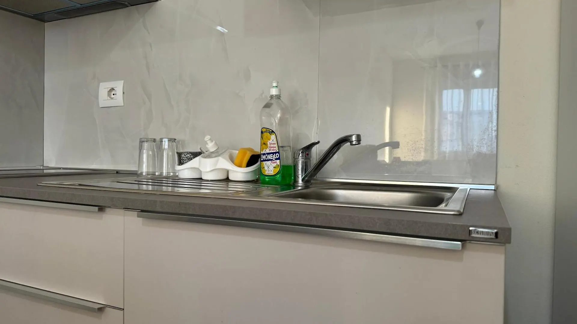 Apartament Todhe - Gjiri Lalezit 500M From The Beach Durrës Lägenhet